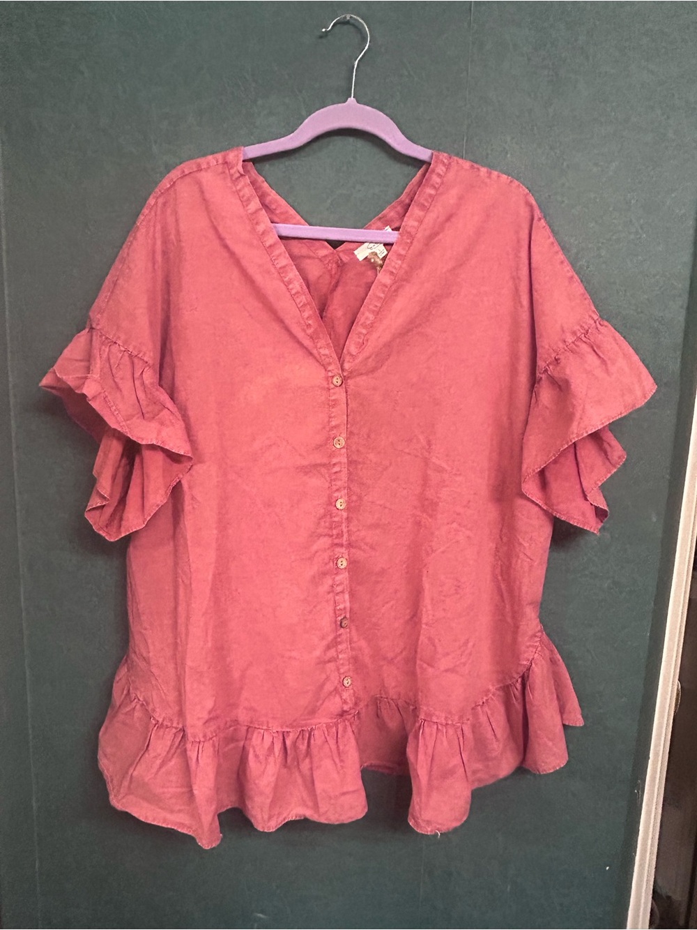 NWT Easel L Ruffled Button-Front Mineral Washed Red Top